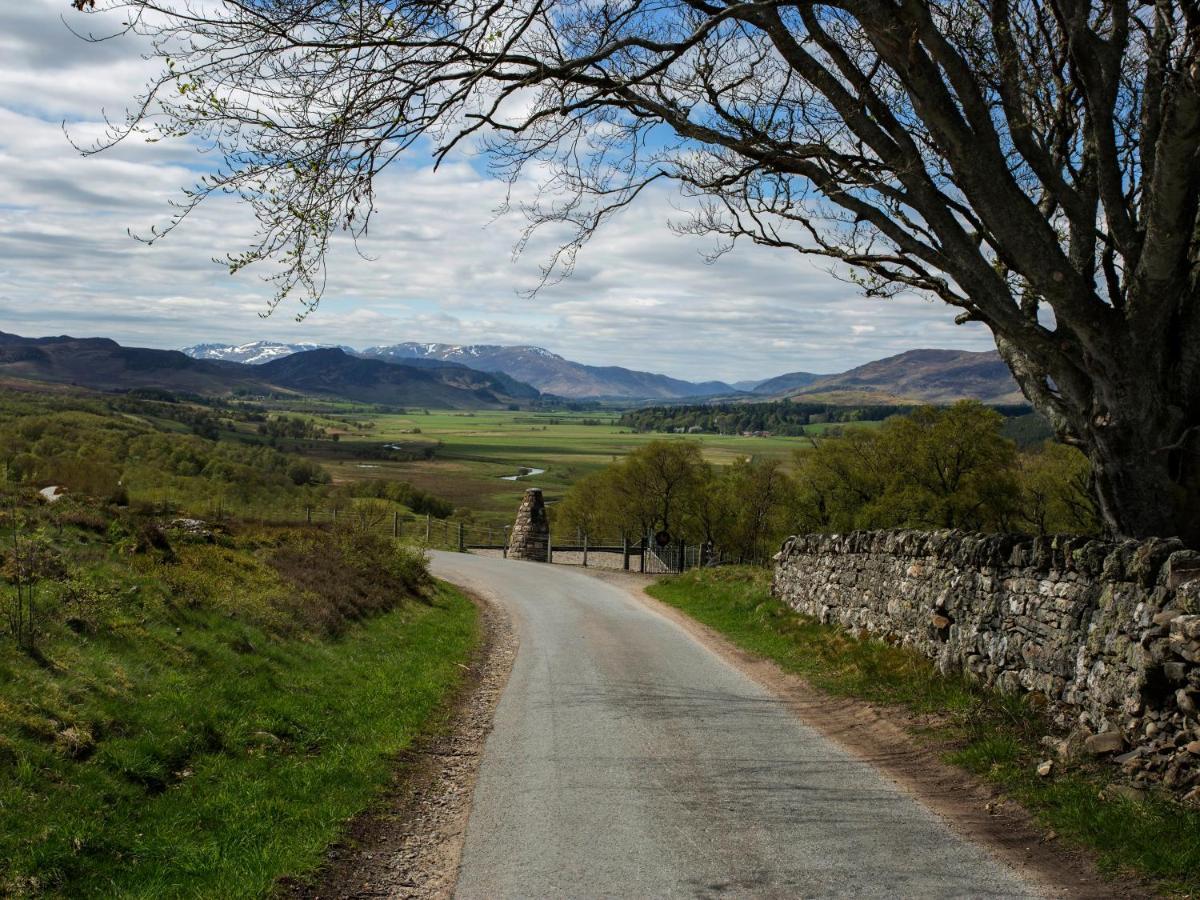 Glentruim Homestay B&B And Glamping Pods Newtonmore Luaran gambar